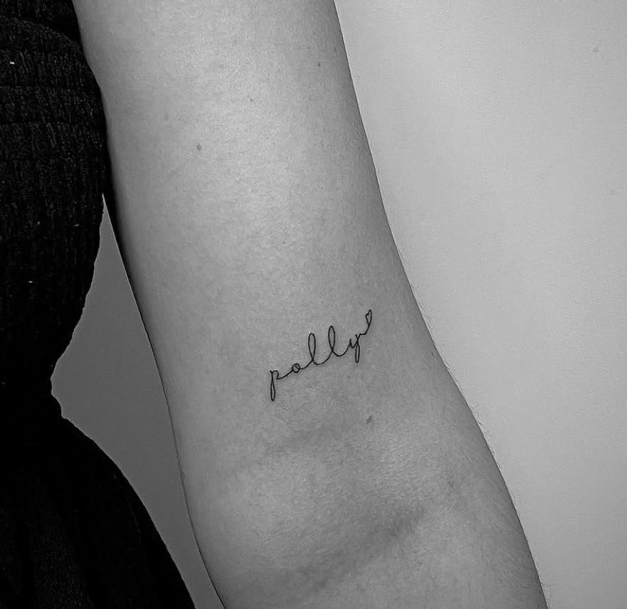 Fine Line Tattoo
